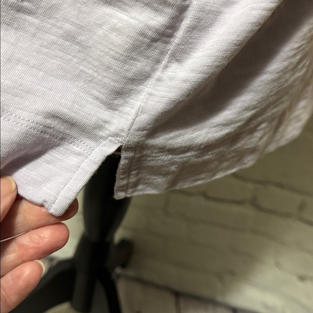Old navy Lavender Slightly Cropped Short Sleeve T-Shirt - Picture 3 of 8